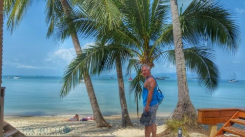 Guide to the best beautiful beaches of Koh Samui Thailand by Paul and Carole first bangrak beach 