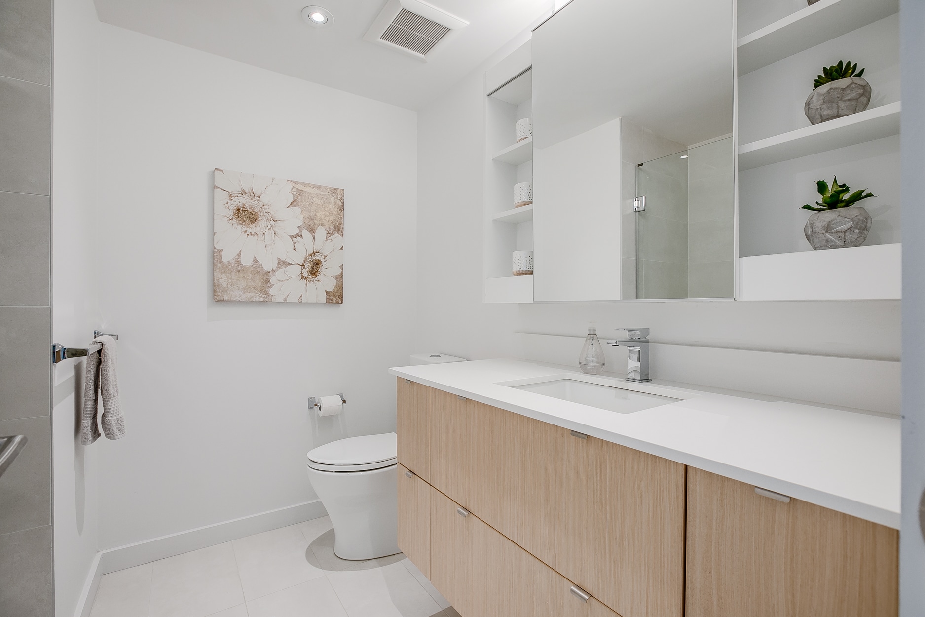 Modern Townhome for Sale at Bayview and Eglinton Paul Johnston Unique