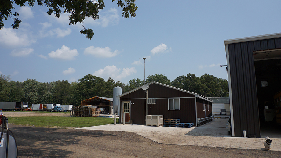 Howard Greenhouses Paulsan Construction Inc.