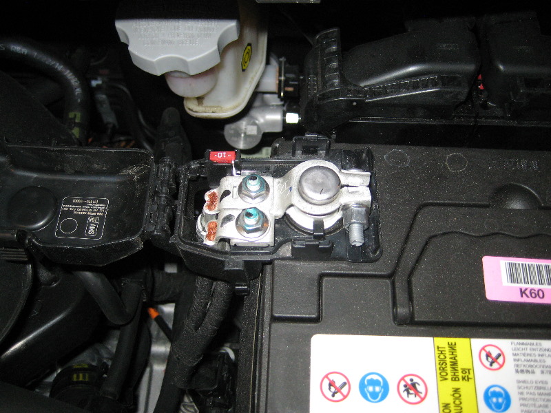 KiaRio12VCarBatteryReplacementGuide006