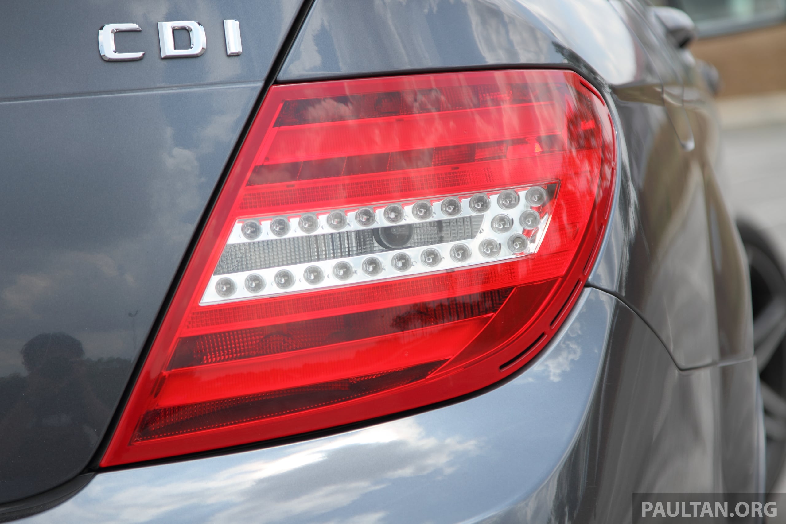 MBC220_Ext_28 Paul Tan's Automotive News