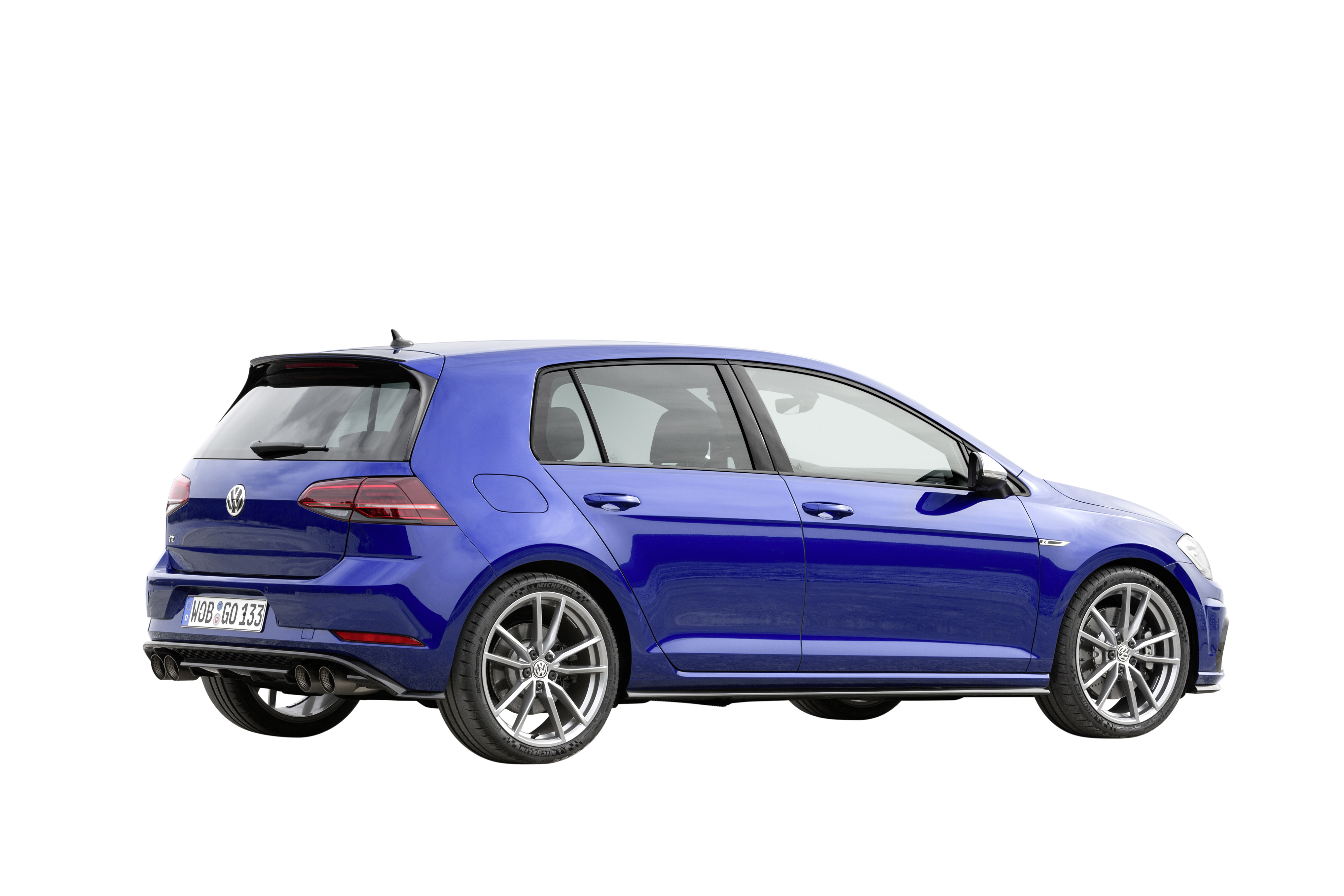 Volkswagen Golf R gains optional Performance packs Der neue Volkswagen