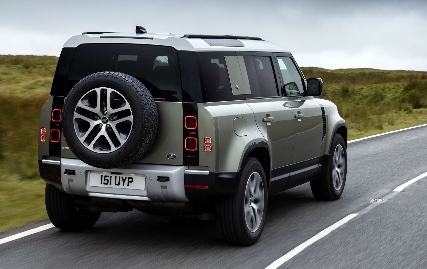 Land Rover Defender 110 2 Paul Tan's Automotive News