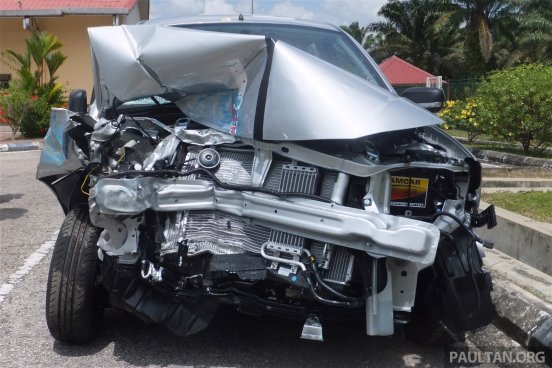 Crash-accident-collision