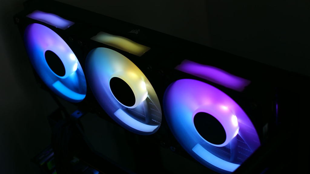 titan 360 rx rgb icue demo 04