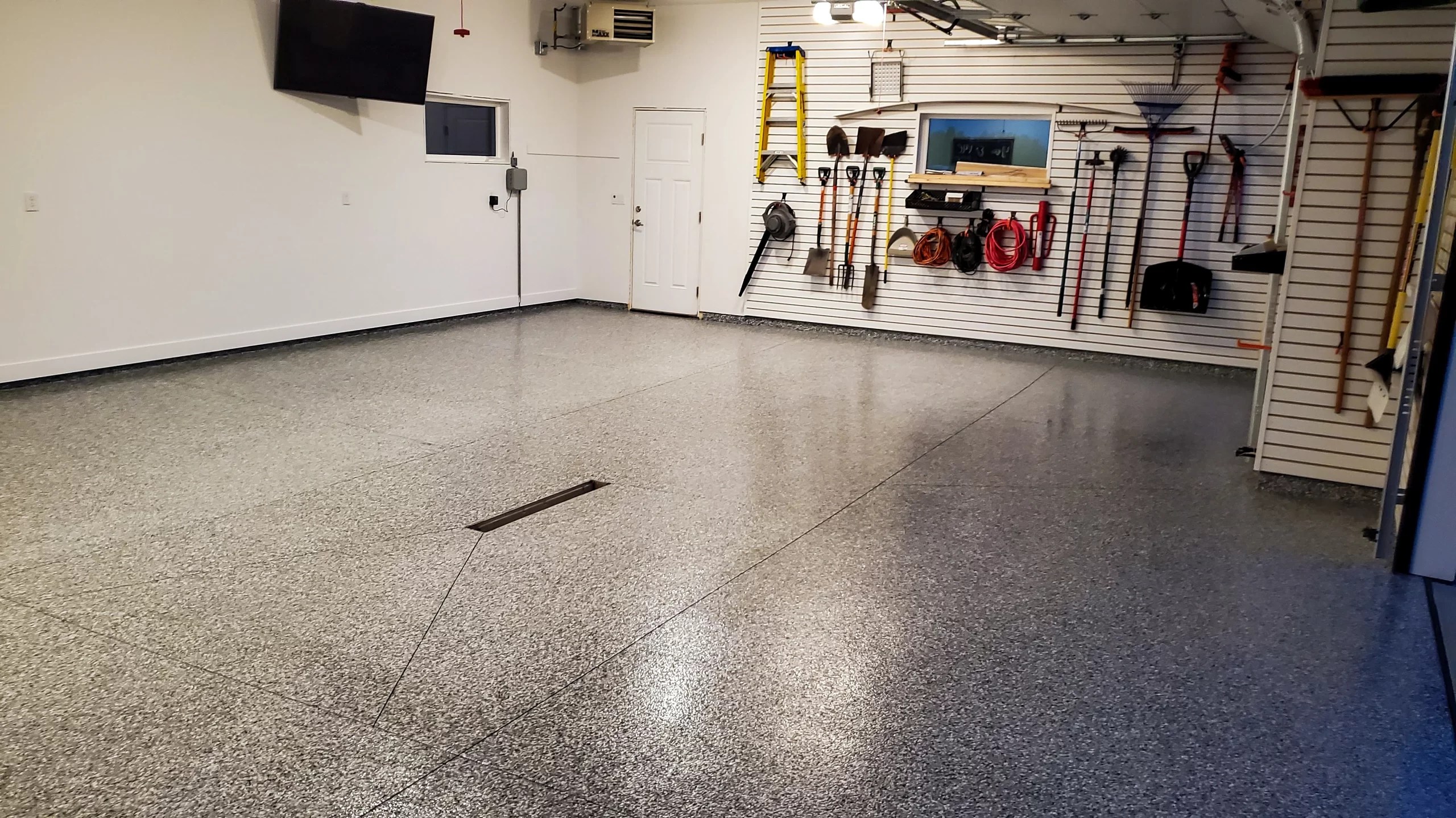 Upgrade Your Garage with Epoxy Coatings in Rochester, MN Paveman Coatings