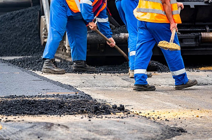 Which Is Better For A Driveway Concrete Or Asphalt Pavement Resources