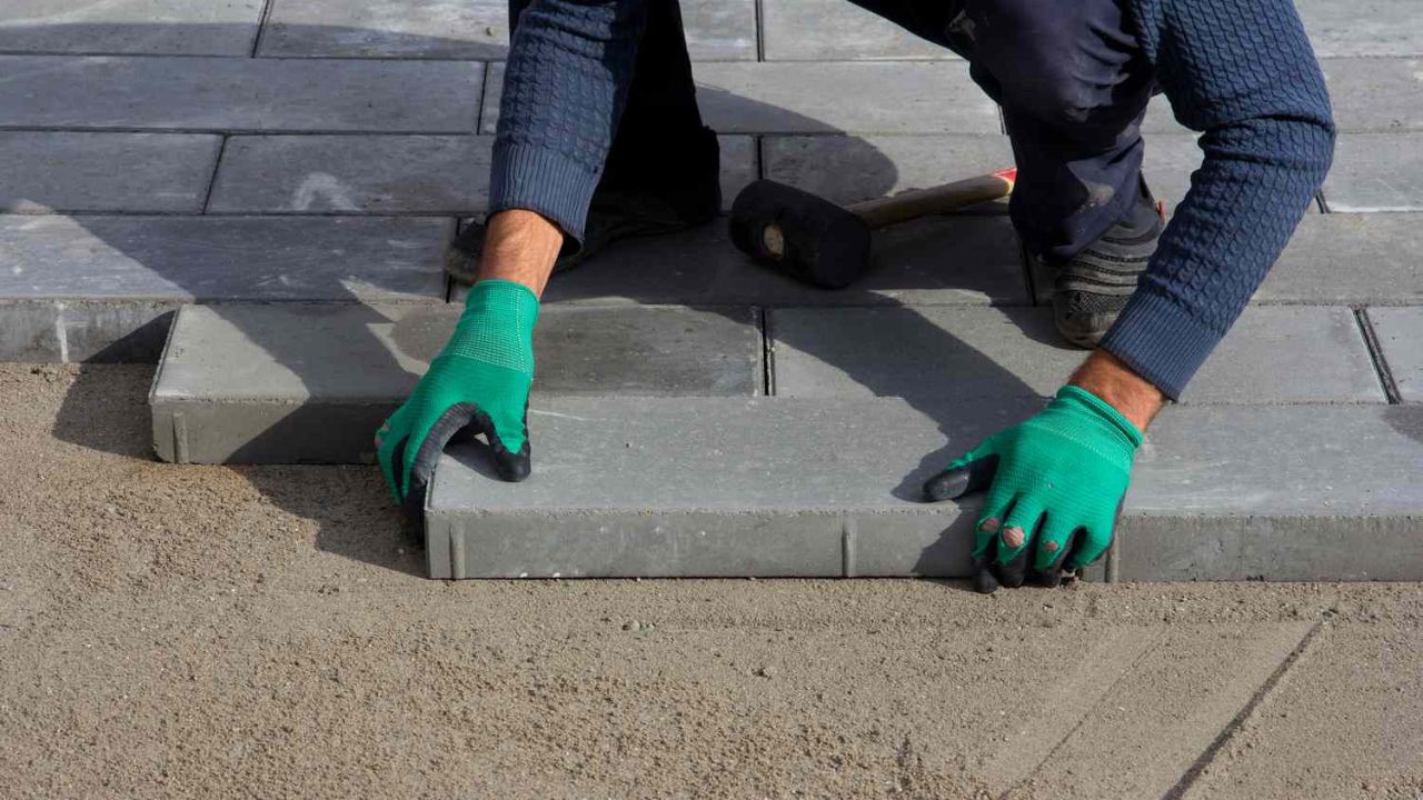 Labor Cost to Install Pavers Calculator Pavers Experts