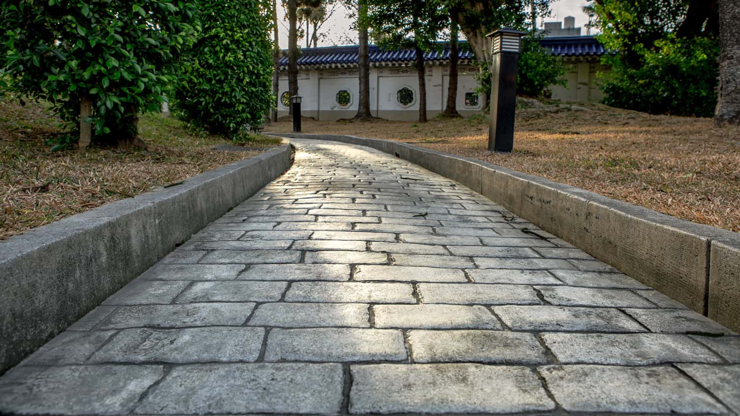 Does Paver Sealer Harden Sand? [How to Stabilize Sand & Prevent Erosion