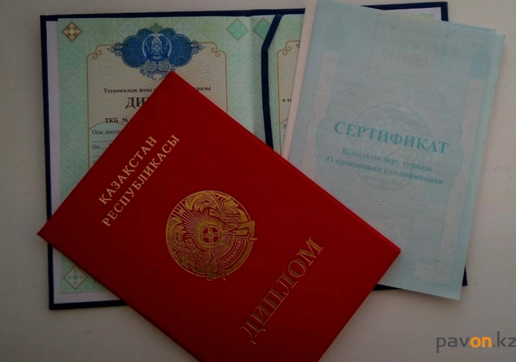 Павлодарские антикоррупционщики выявили в личных делах госслужащих