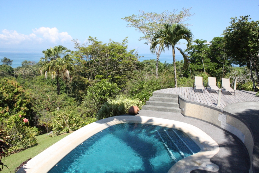 Pavones, Costa Rica The best information source for Pavones