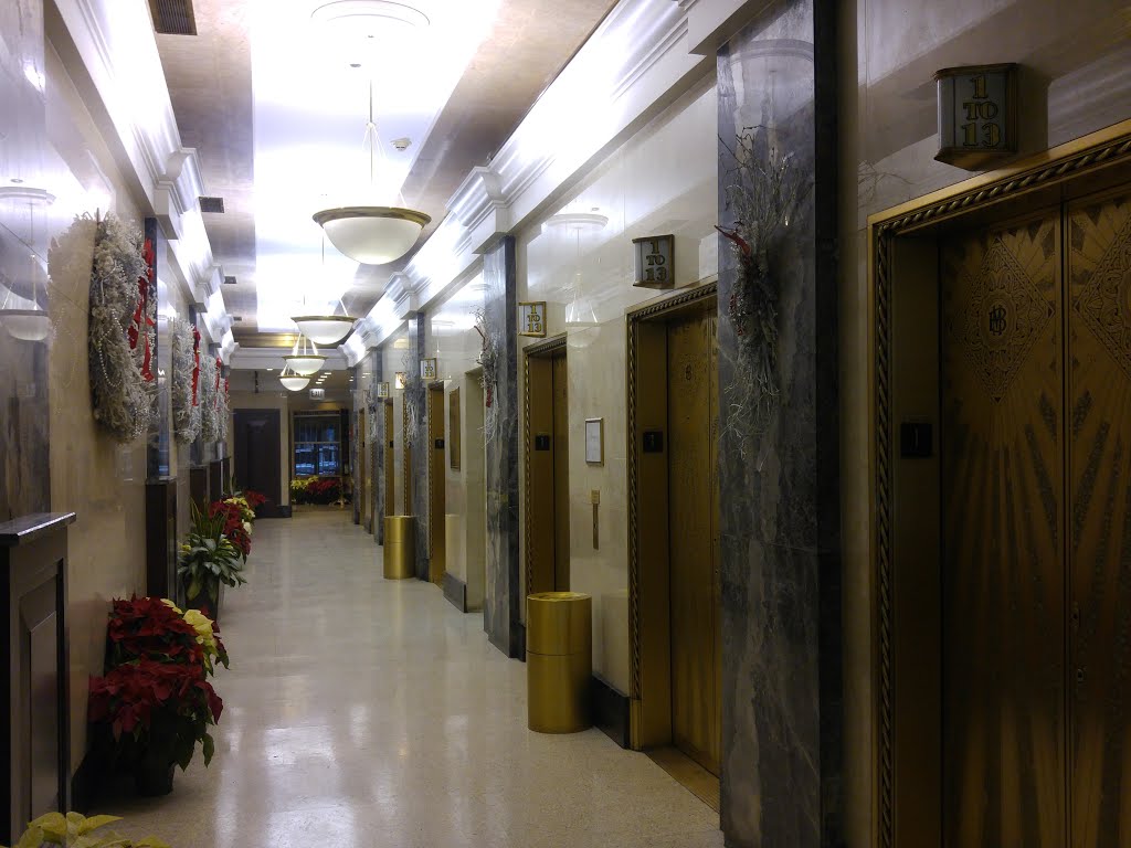 Jewelers Center Pawn Shop in Chicago 5 S Wabash Ave, Chicago, IL