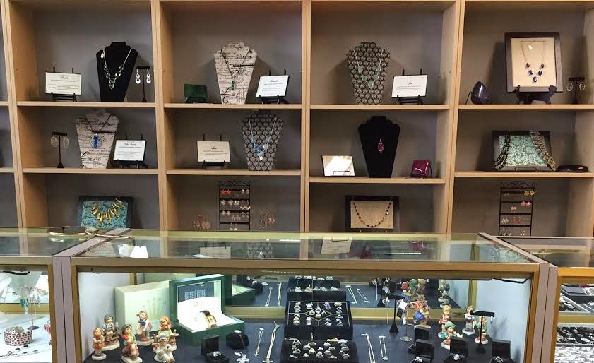 Glendale Jewelry & Loan Pawn Shop in Glendale 228 S Brand Blvd, Glendale, CA 91204, USA