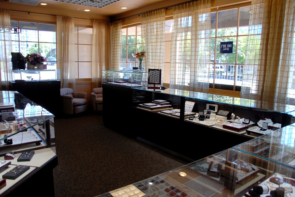 Diamond Banque Pawn Shop in Seattle 661 120th Ave NE, Bellevue, WA