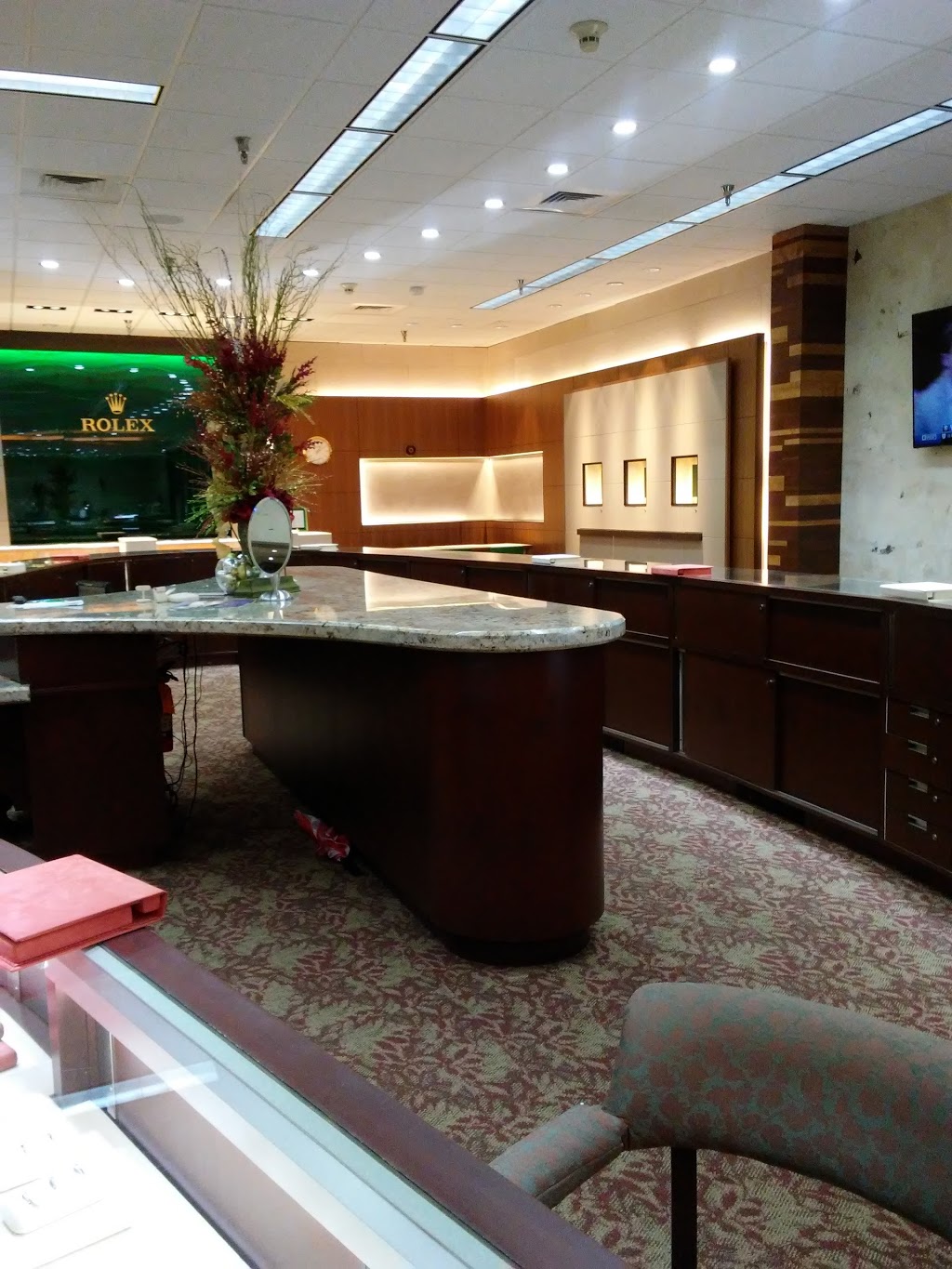 Alter's Gem Jewelry Pawn Shop in Beaumont 3155 Dowlen Rd, Beaumont