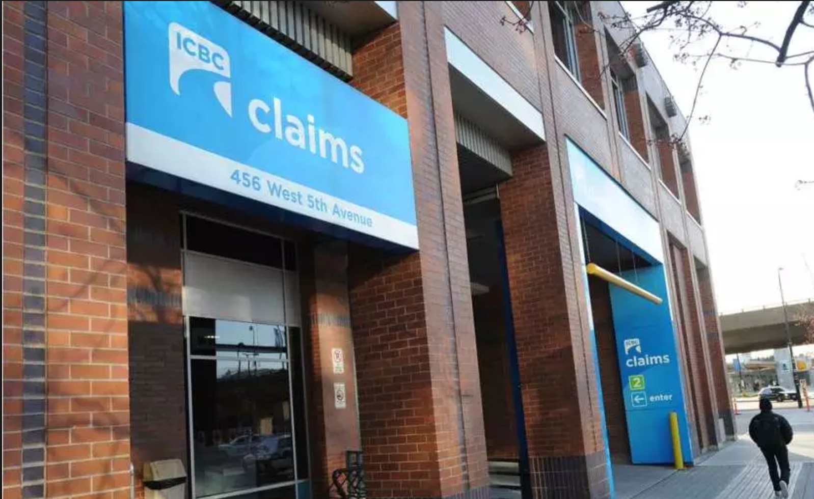 How do glass insurance claims work at ICBC? Payless Glass
