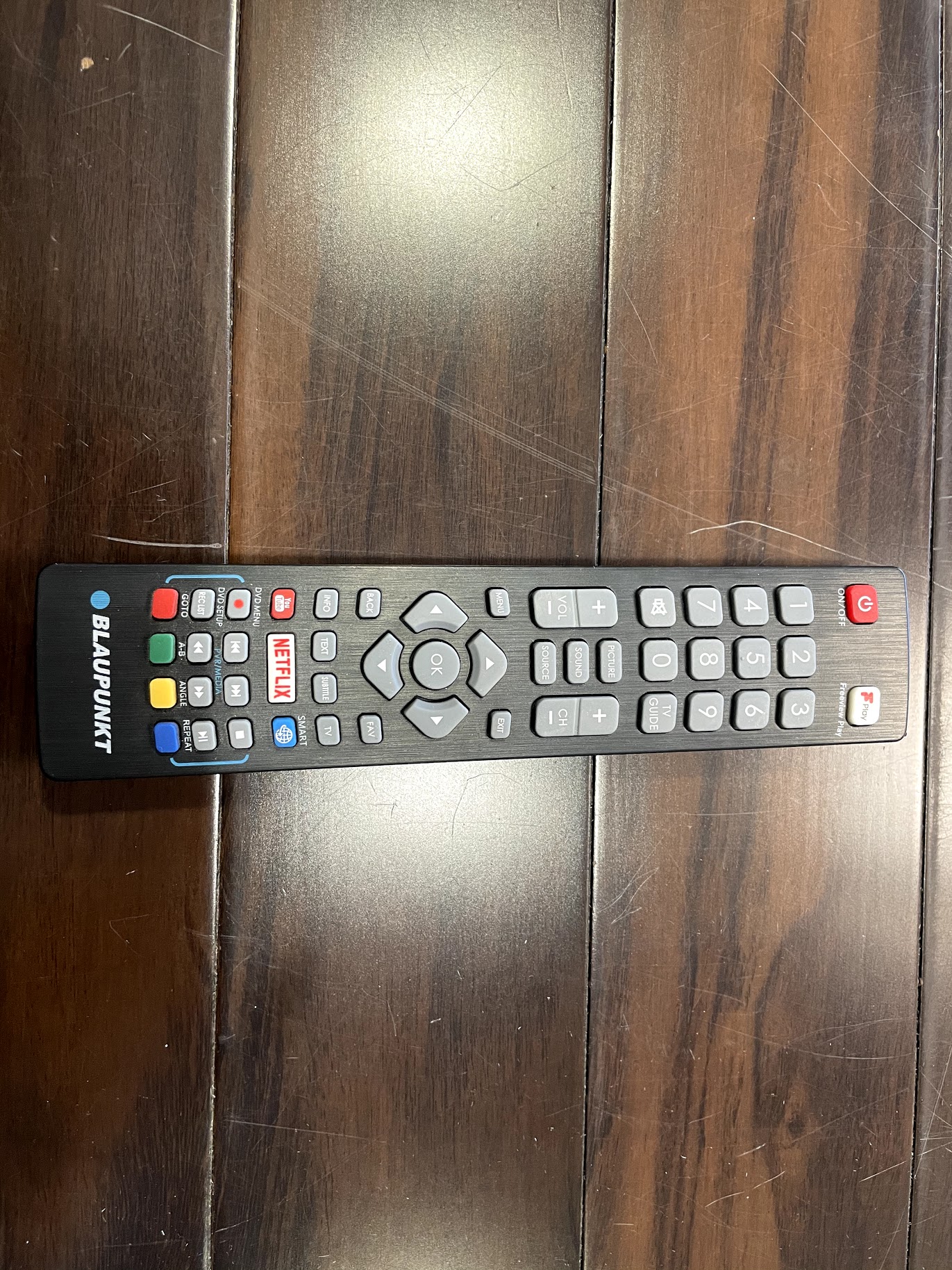 Blaupunkt 40″ Full HD LED Smart TV Money Station