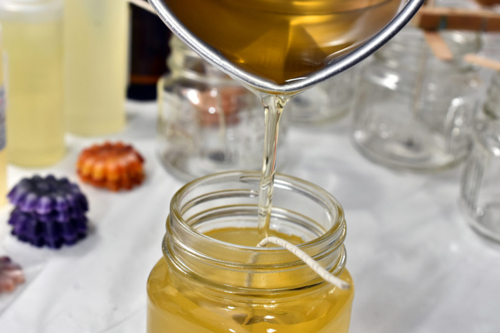 Make 1000 Selling Candles From Home.