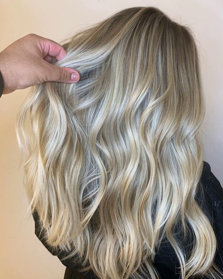 Capelli Platino 2020 Tutte Le Tonalità Per Osare Con Stile