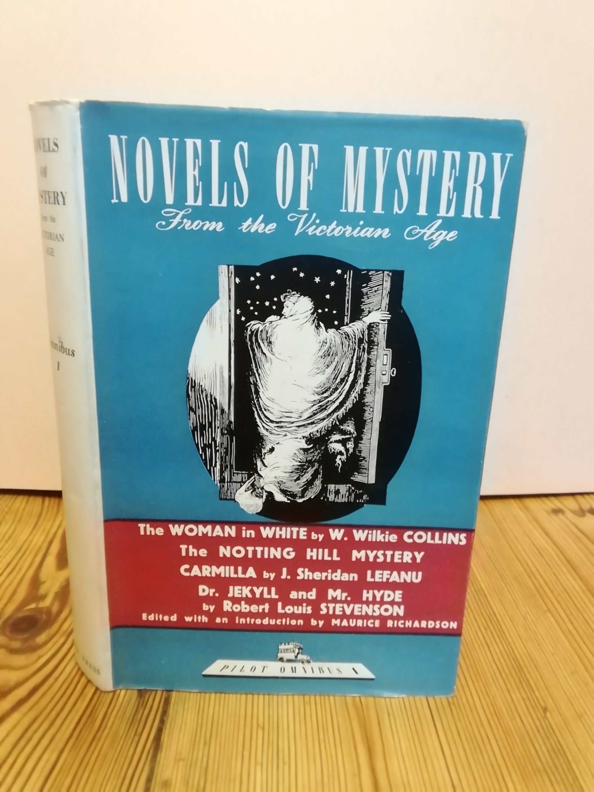 NOVELS OF MYSTERY FROM THE VICTORIAN AGE Books PBFA