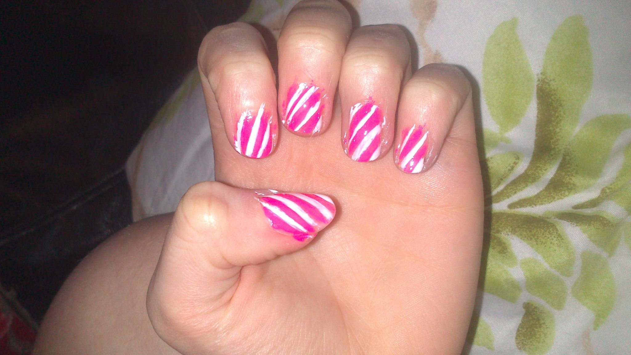 My Palace of Alice ♣ Pink & White Candy Cane Nails