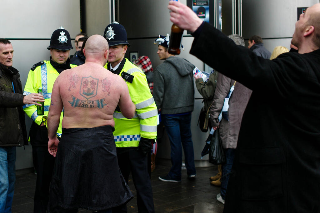 Millwall fans are 'scum' & 'animals', Pellegrini & not Jose for Chelsea
