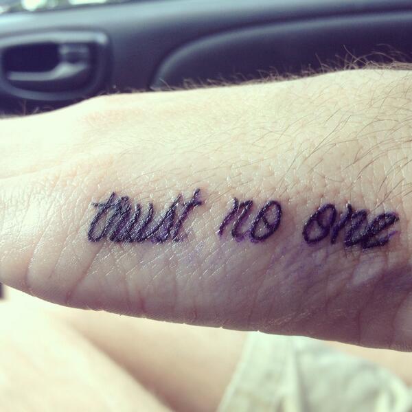 Justin-Lee On Twitter: "New Lana Del Rey Mock Hand Tattoo! Ahhh I Love It!! Http://T.co/0C42Mewqoz" / Twitter 600_x_600_jpg
