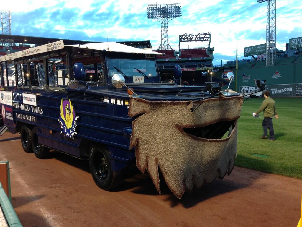 Photo 'Bearded duck boat' prepares at Fenway Park for Boston Red Sox