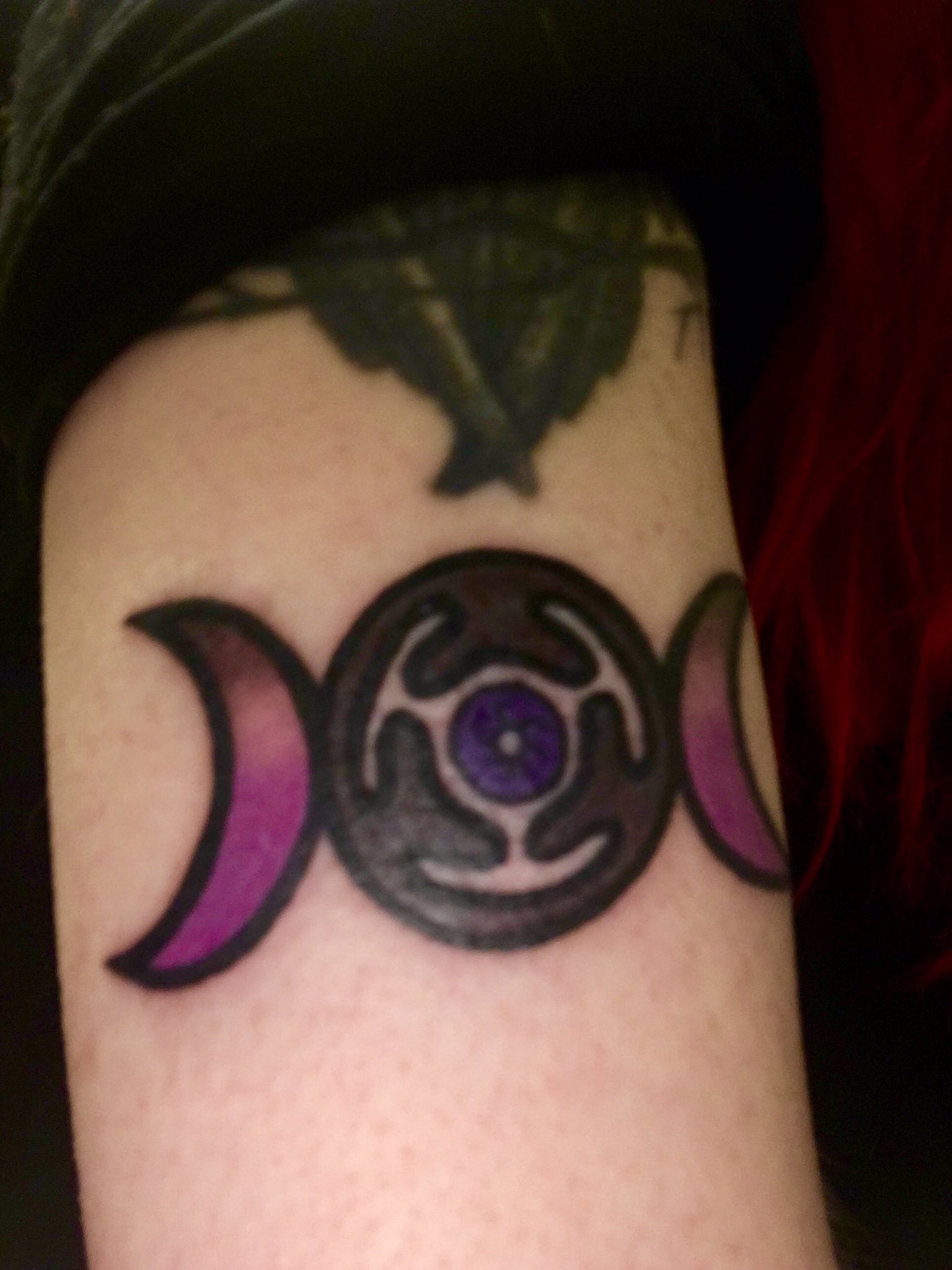 Lilythe Revenant Twitterissä: "New Crescent And Hecate Wheel Tattoo Under Owl And Lilith #Triplemoon #Hecatewheel #Hecate #Lilith #Owl #Tattoo #Pagan #Wicca #Tattooedgirls Https://T.co/Ofufysdmri" / Twitter 2048_x_1536_jpg