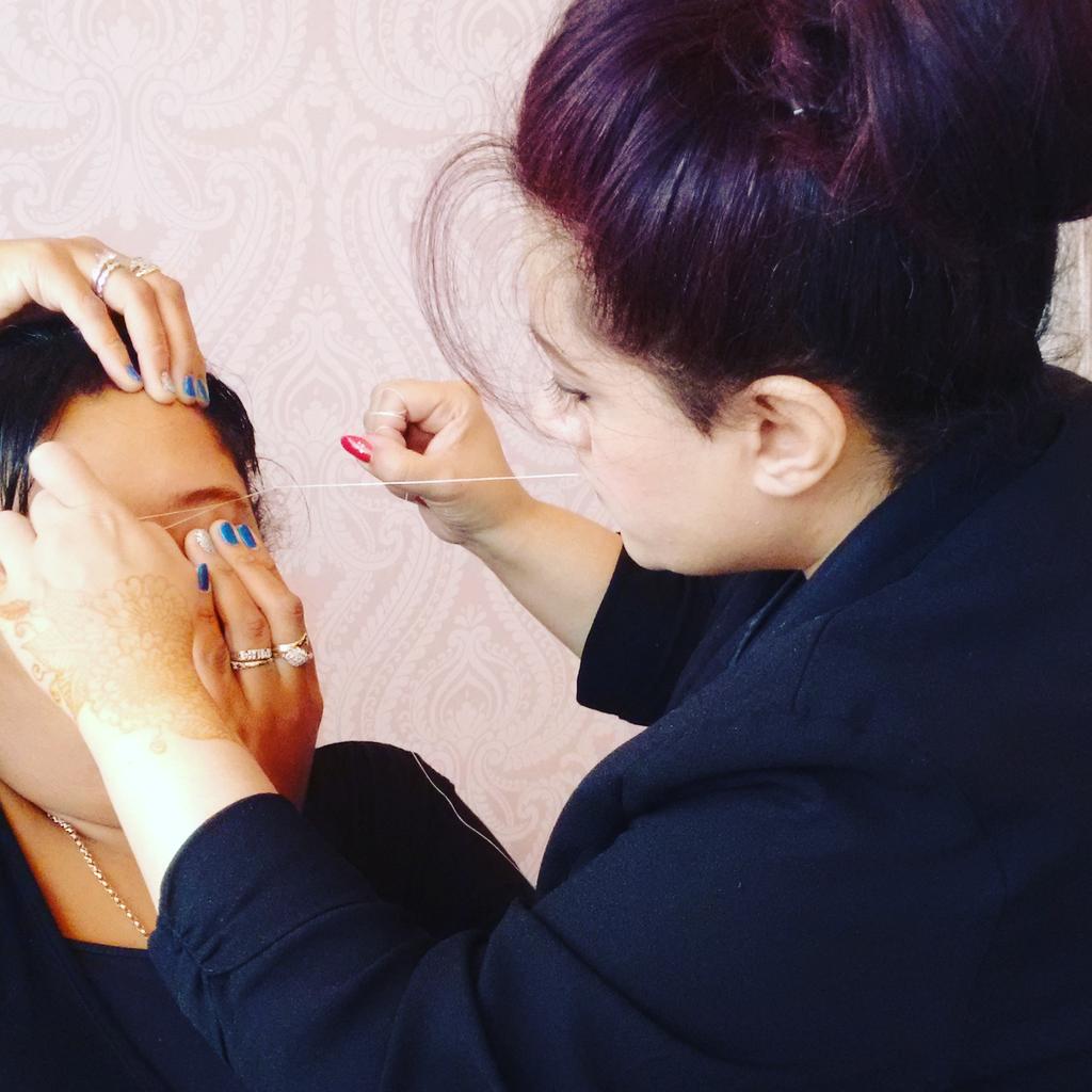 Beauty Queens on Twitter "Threading threadin at beauty queens http