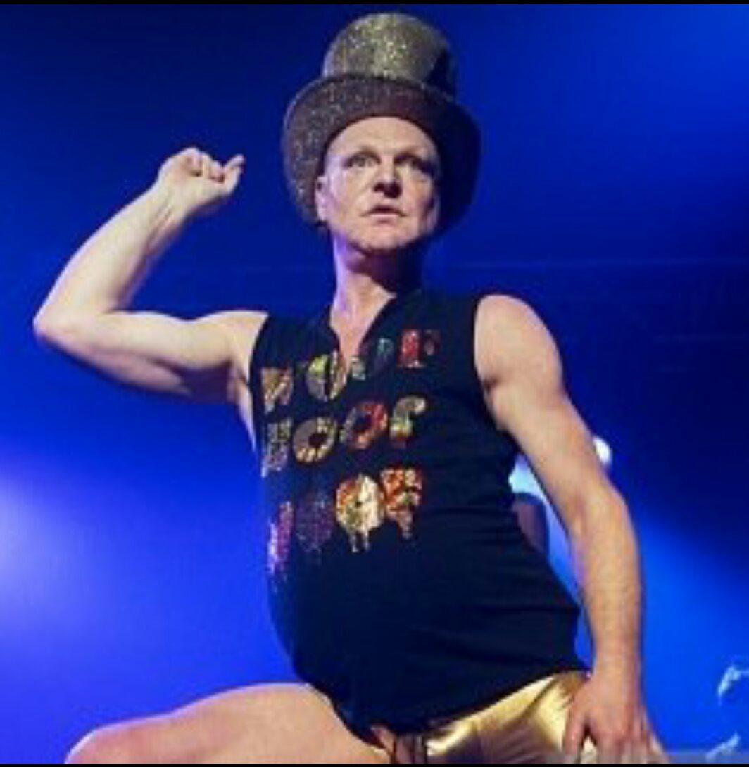 Rainbow Direction on Twitter "The person in Rbbsbbofficial's new