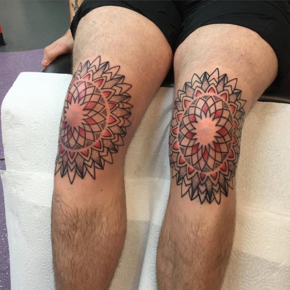13 Ink Tattoo On Twitter: "Double Knee Mandalas By Bobby #Mandala #Mandalatattoo #Liverpool #Liverpooltattoo #Kneetattoo Https://T.co/Qbq97Ruxxn" / Twitter 598_x_598_jpg