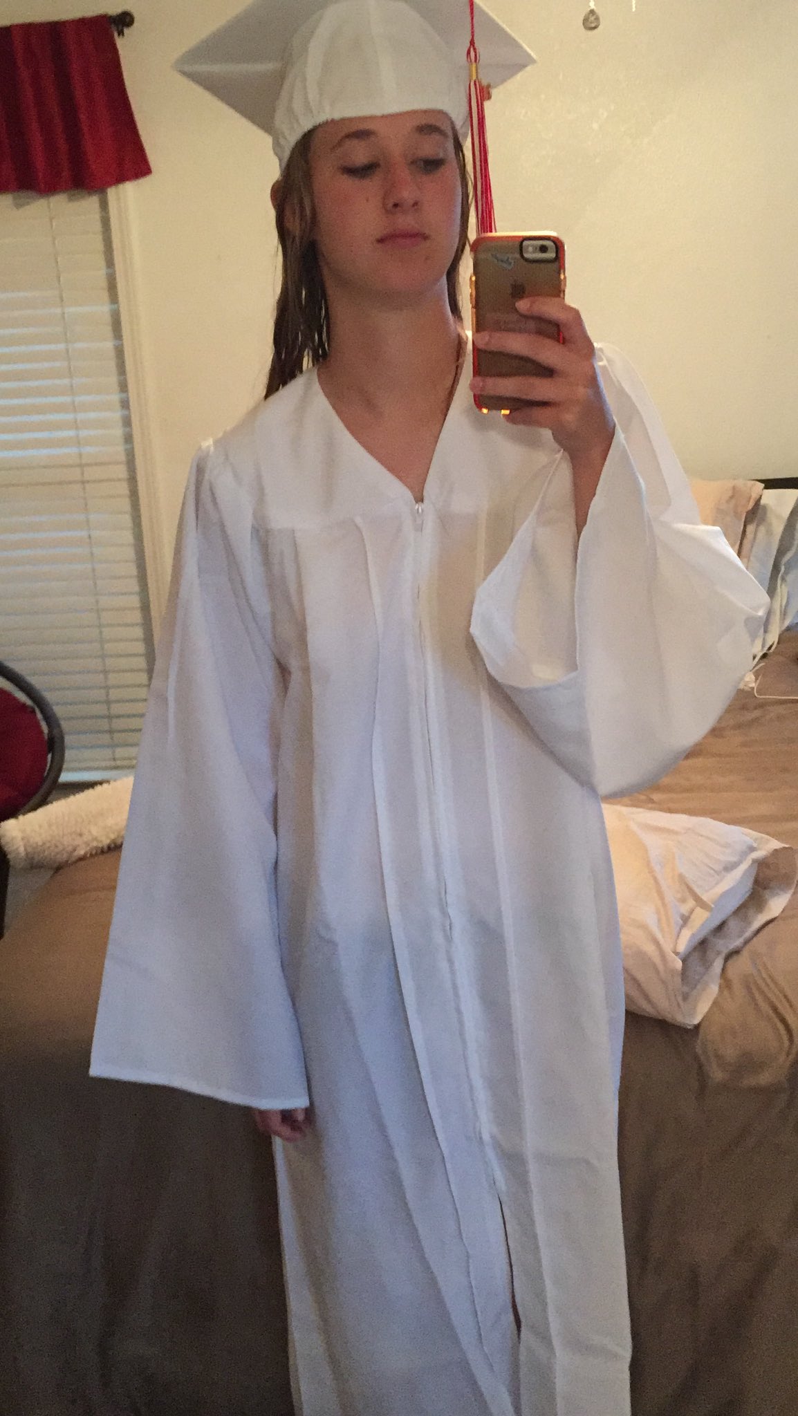 GG on Twitter "⚠️4,999 retweets to get this hottie to go naked under
