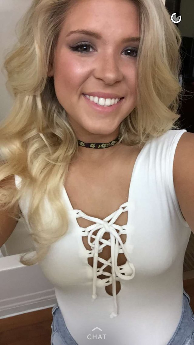 Stephanie Dew (shawtyshort79) Twitter
