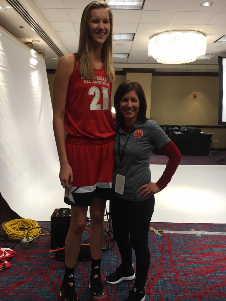 Charmichael on Twitter "Nancy mulkey 6'9"…
