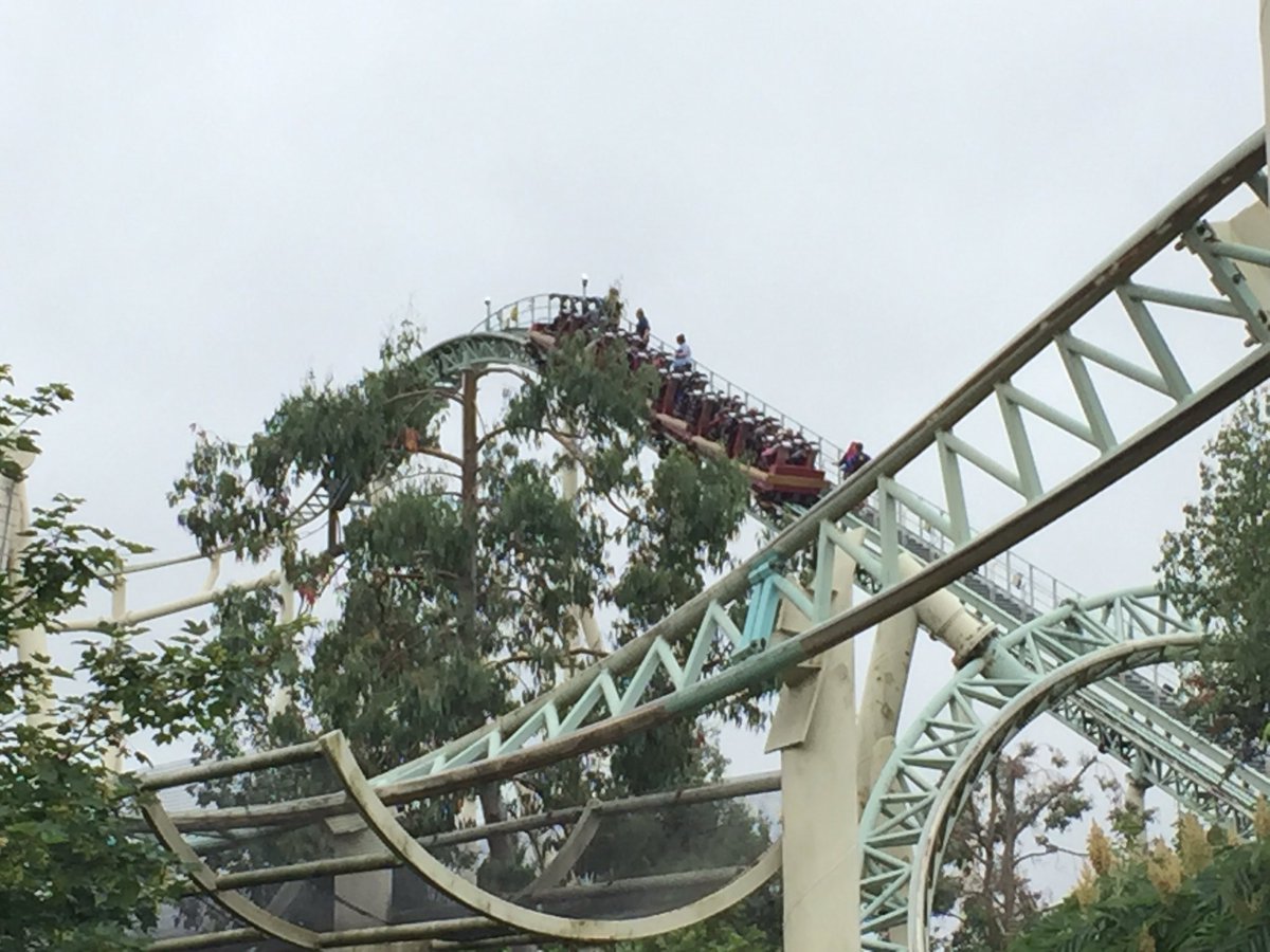 Roller coaster 'gets stuck' at Thorpe Park and customers have to be 'evacuated' London ITV News