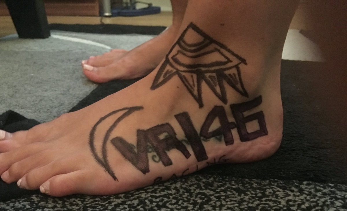 Scott Rea On Twitter: "Omg Look At Cassie's New #Vr46 #Valentinorossi Tattoo!!! 😂😂😂😂😂😂😂😂😂😂😂😂 (With A Sharpie) Https://T.co/6V6Fgr5Mkj" / Twitter 729_x_1200_jpg