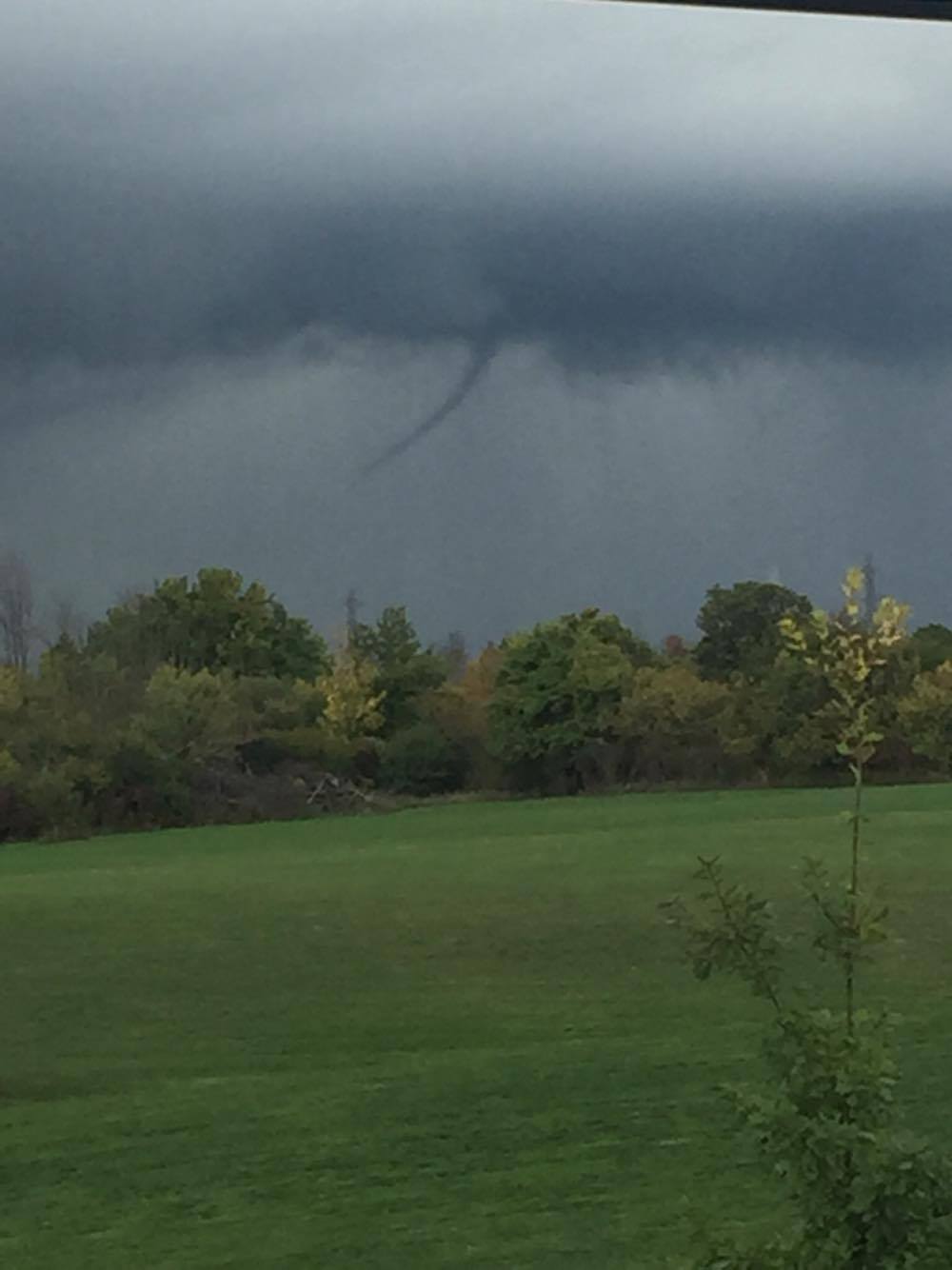 The Weather Network on Twitter "Funnel cloud advisory remains in