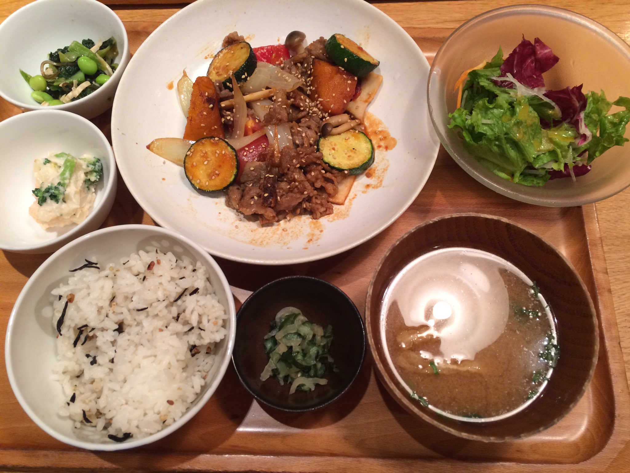 O2ヒロ on Twitter "今日は私の受洗記念日だったので「おぼんdeごはん」で、それぞれ好きな定食を選び