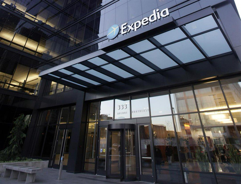 Expedia Employee Cancels Mom's Flights After Complaint Newser Scoopnest