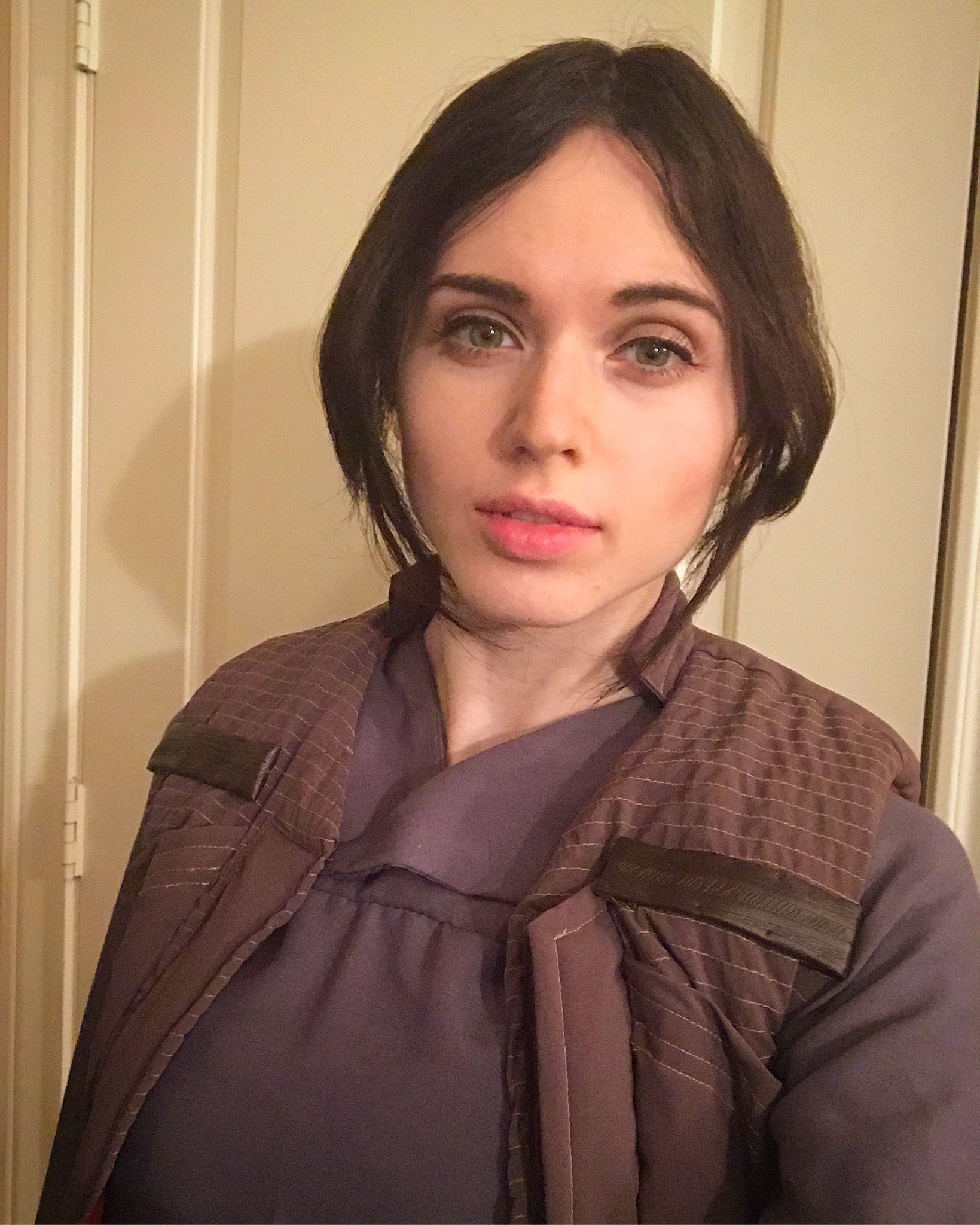 Amouranth 😈 Patreon on Twitter "https//t.co/pFYoWWiy1x Live now on twitch as Jyn Erso