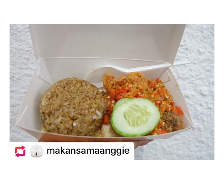 Thread by niwayananggie "REKOMENDASI TEMPAT MAKAN DI