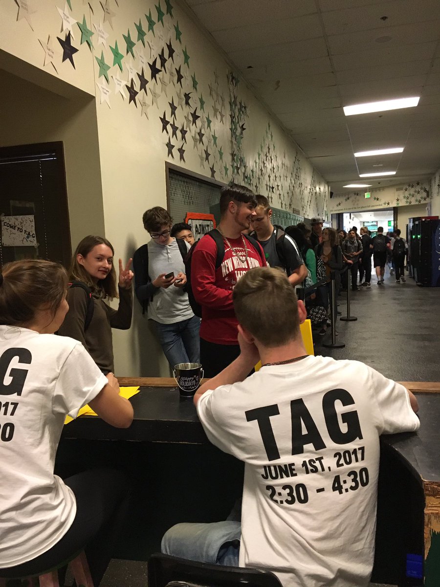 Kentwood Yearbook (KWYearbook16_17) Twitter