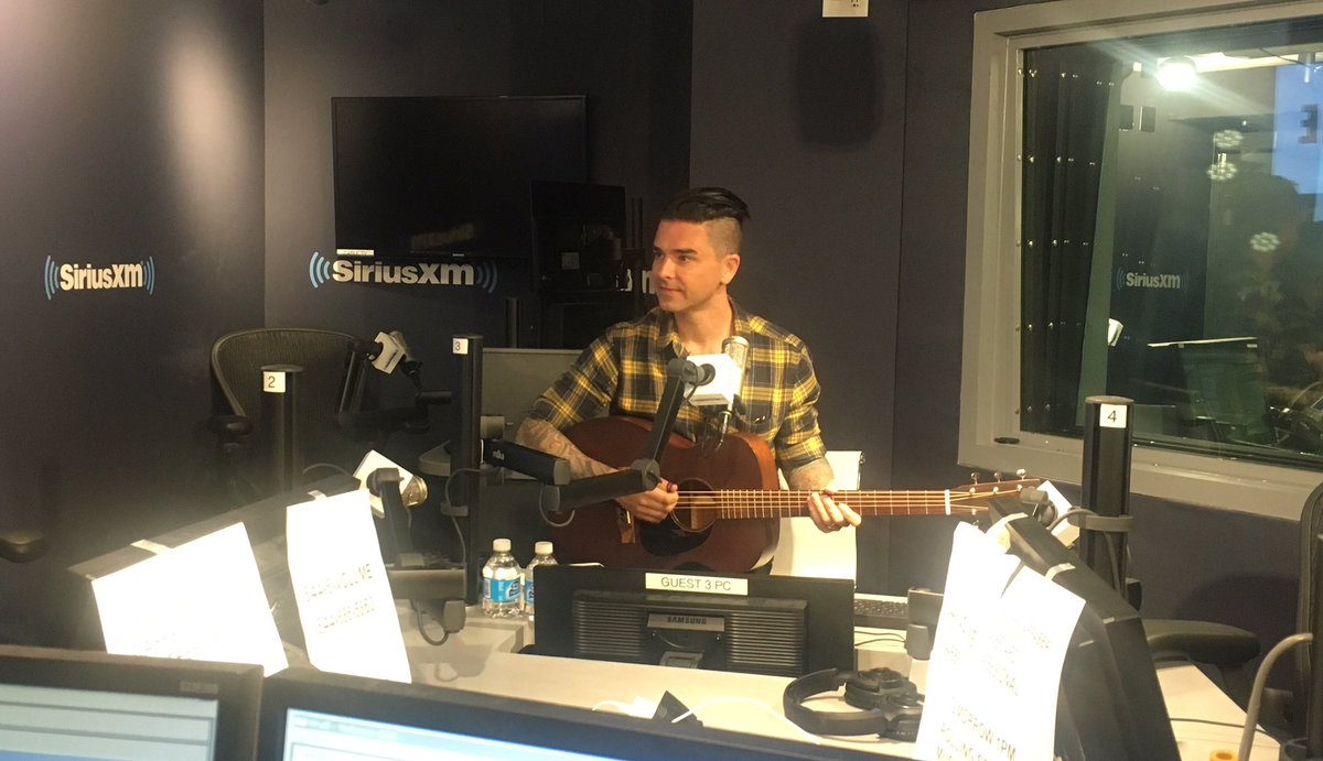 SiriusXM VOLUME on Twitter "Today is the day! dashboardmusic and his