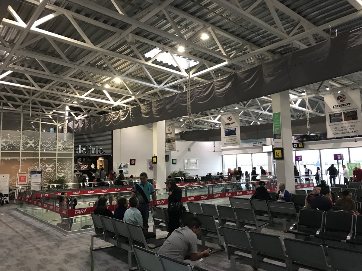 INFRAESTRUCTURA DE TRANSPORTE Aeropuerto Intercontinental de