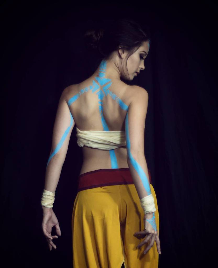 تويتر \ Hendoart على تويتر: ""Gone But Not Lost, By Nation Is With Me Always." ↩💙↪ (📷: @Nerdypictures) #Aang #Avatar #Thelastairbender #Airbender #Tattoos #Jinora #Leg… Https://T.co/Ujclcawt8G" 1024_x_833_jpg