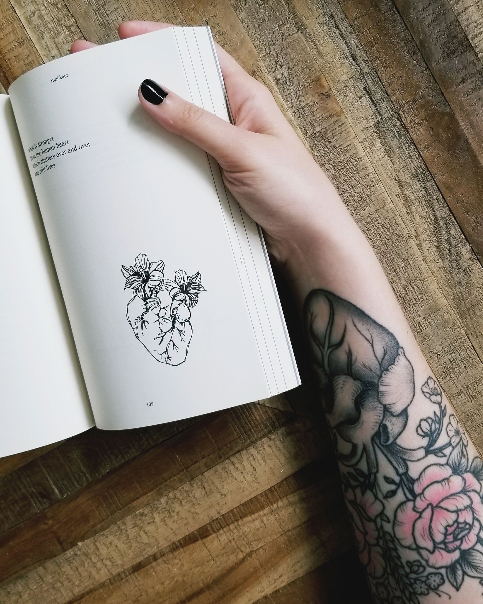 تويتر \ Lindsay Colbourne على تويتر: "🌻What Is Stronger Than The Human Heart Which Shatters Over And Over And Still Lives . My Favourite Tattoo Embodied In A @Rupikaur_ Poem Https://T.co/Tr19Fujipb" 2048_x_1638_jpg
