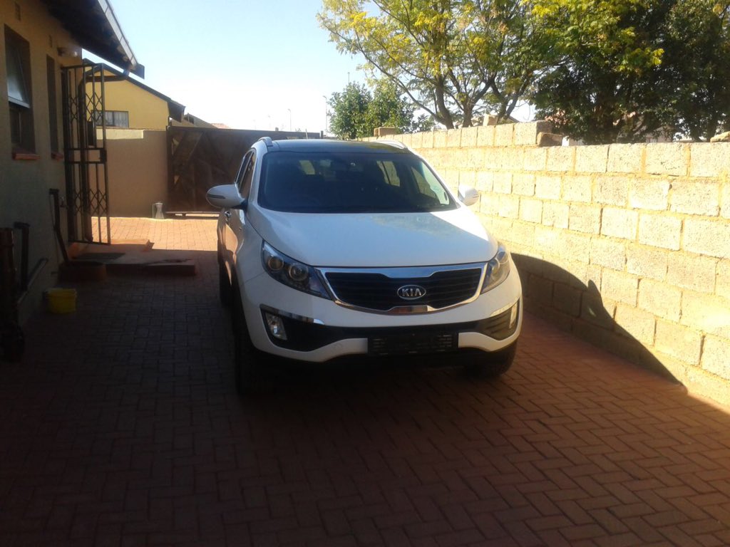 Lebogang Mogotsi on Twitter "SAPoliceService tumisole cousin was