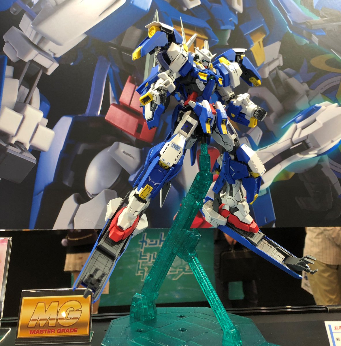 《機動戰士鋼彈00》MG 1/100 雪崩突進型能天使鋼彈將在2018年8月推出！ cmpsedu5310的創作