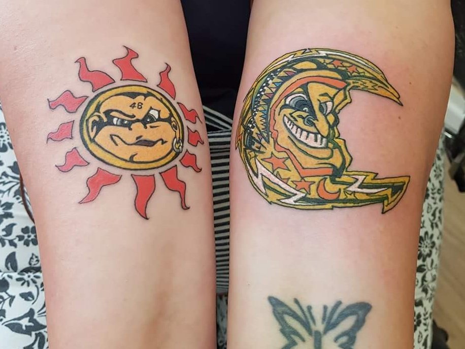 Chelle 💙💛 On Twitter: "What A Long Day! But Its Done 😍 😍 #Vr46 # Valentinorossi #Tattoos #Sun #Moon Https://T.co/Diskoeqlfm" / Twitter 687_x_916_jpg